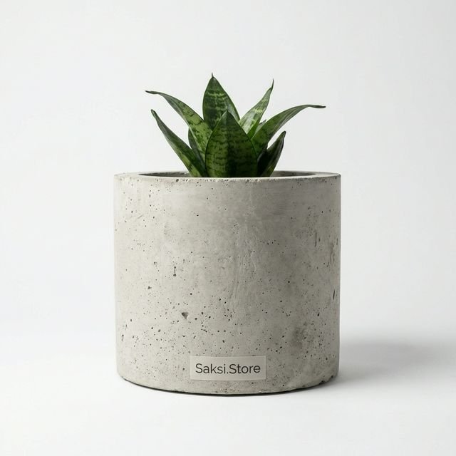 Brutalist Beton Silindir